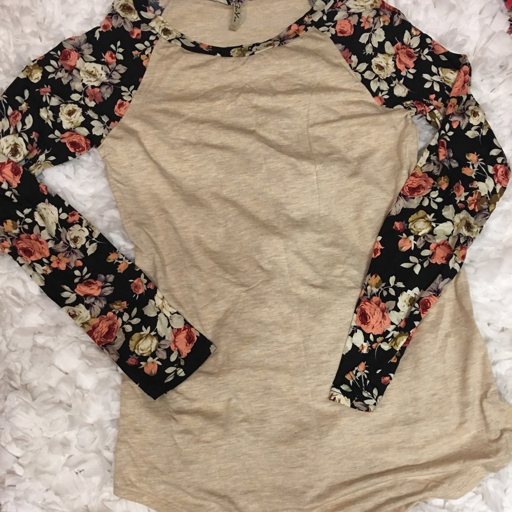 Cute floral baseball tee!